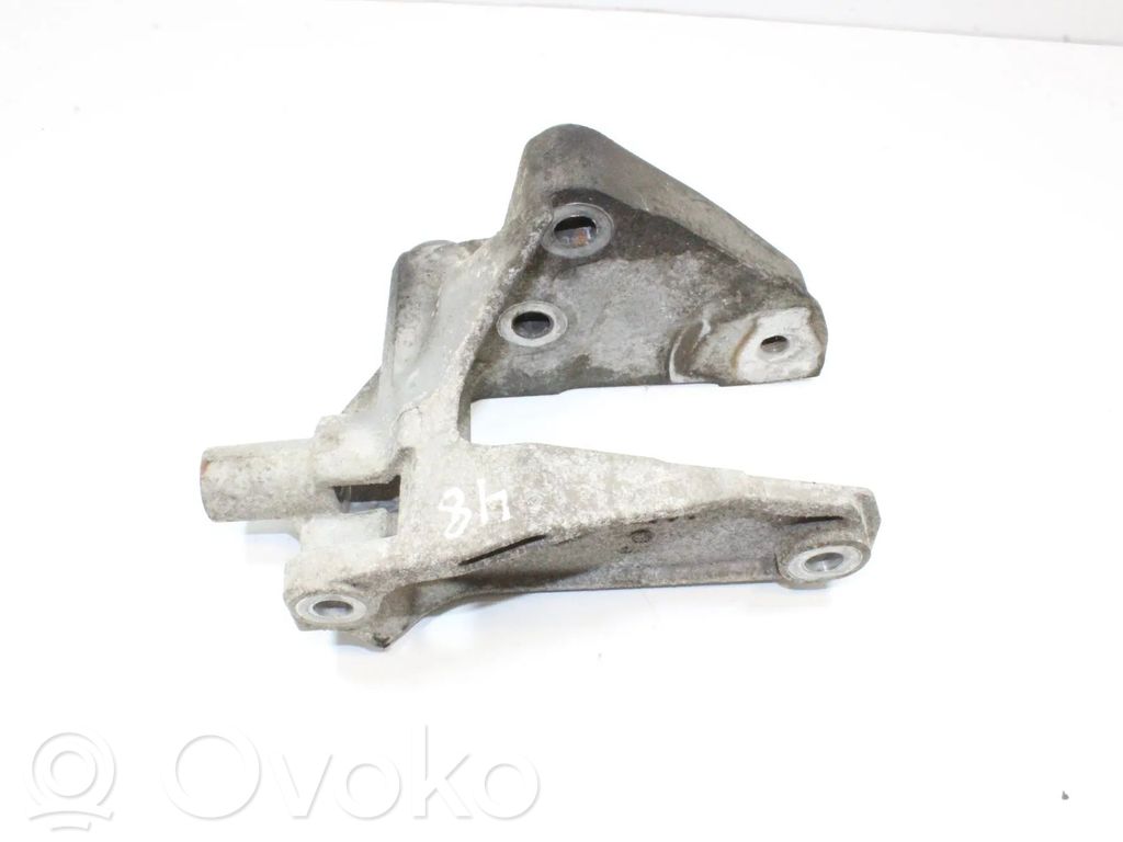 Opel Antara Engine mounting bracket 