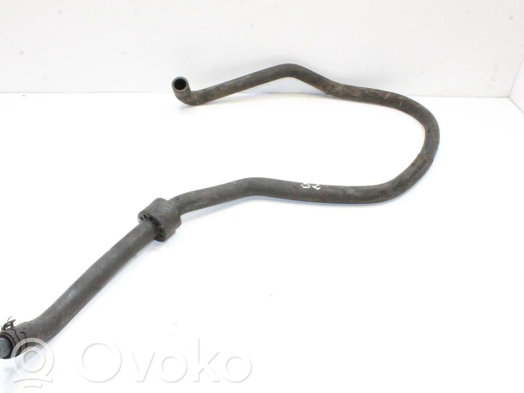 Engine coolant pipe/hose