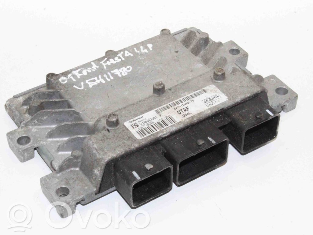 Unidad de control/módulo del motor   8V2112A650TF
