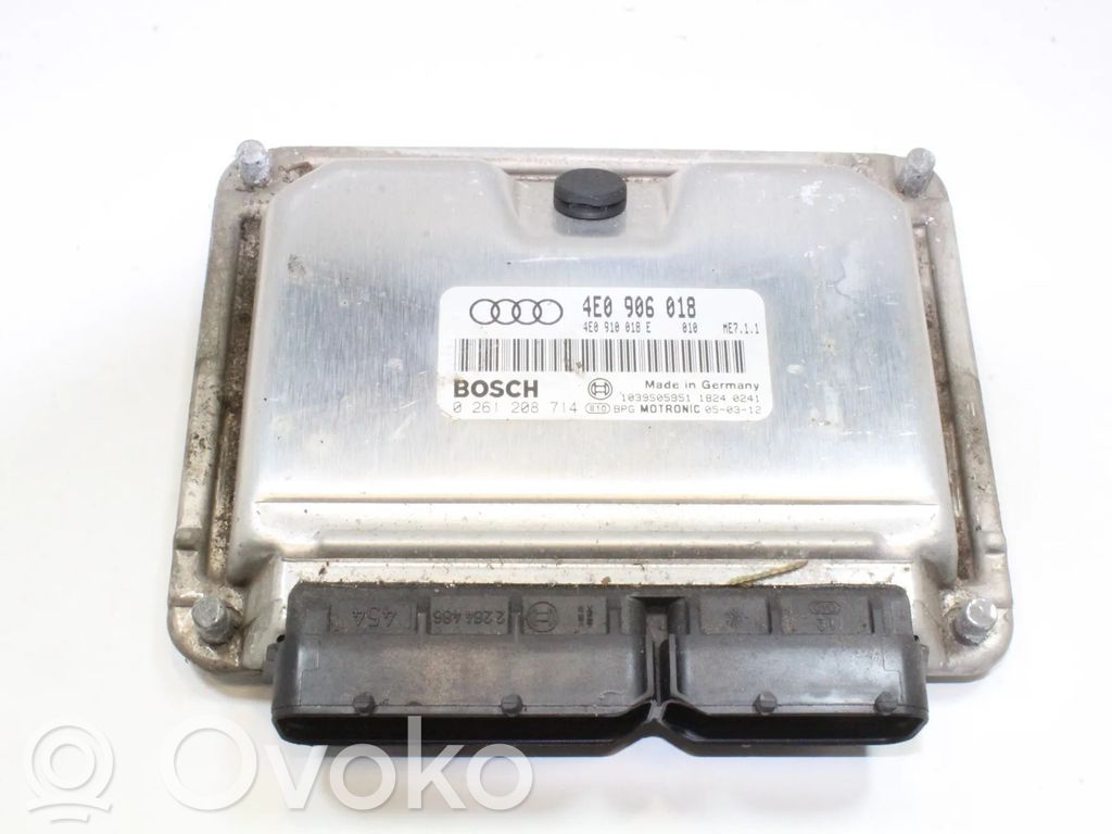 Unidad de control/módulo del motor   0261208714,4E0906018