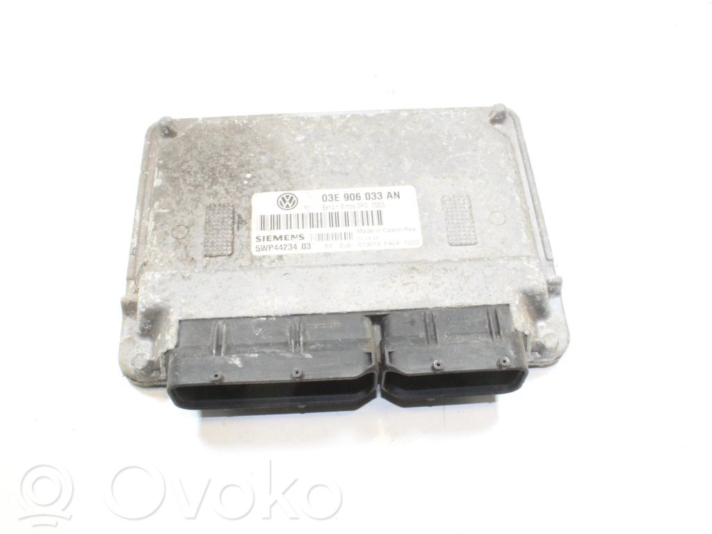Engine control unit/module   03E906033AN,5WP44234