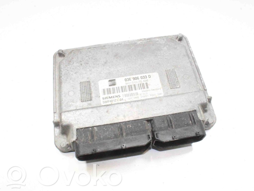 Engine control unit/module   5WP40121,03E906033D