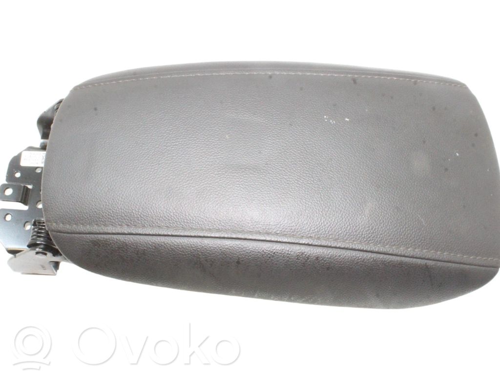 Ford Mondeo MK V Armrest 