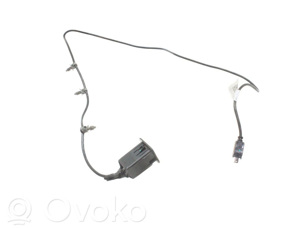 Jeep Cherokee KL Connettore plug in USB 