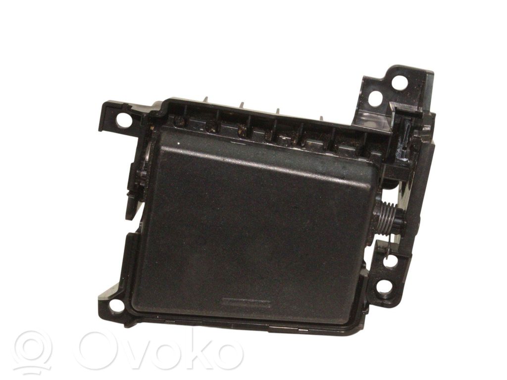 Lexus CT 200H AUX in-socket connector 