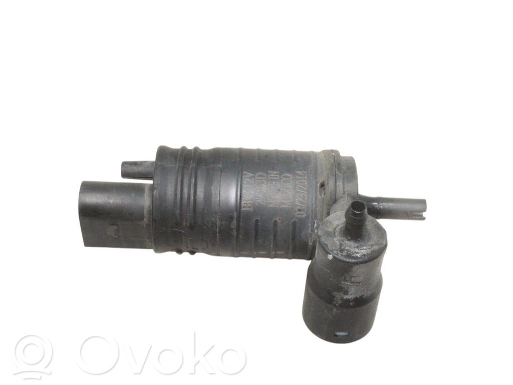 Jeep Cherokee Windscreen/windshield washer pump 