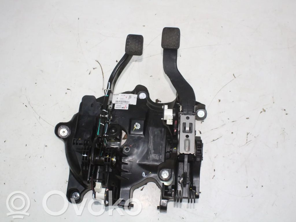 Assemblage pédale   42343862