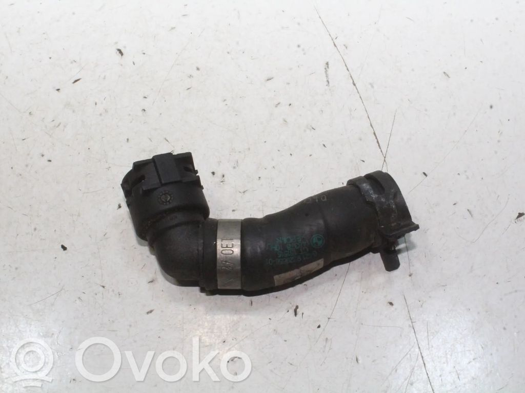 BMW 3 F30 F35 F31 Tubo flessibile del liquido di raffreddamento del motore 