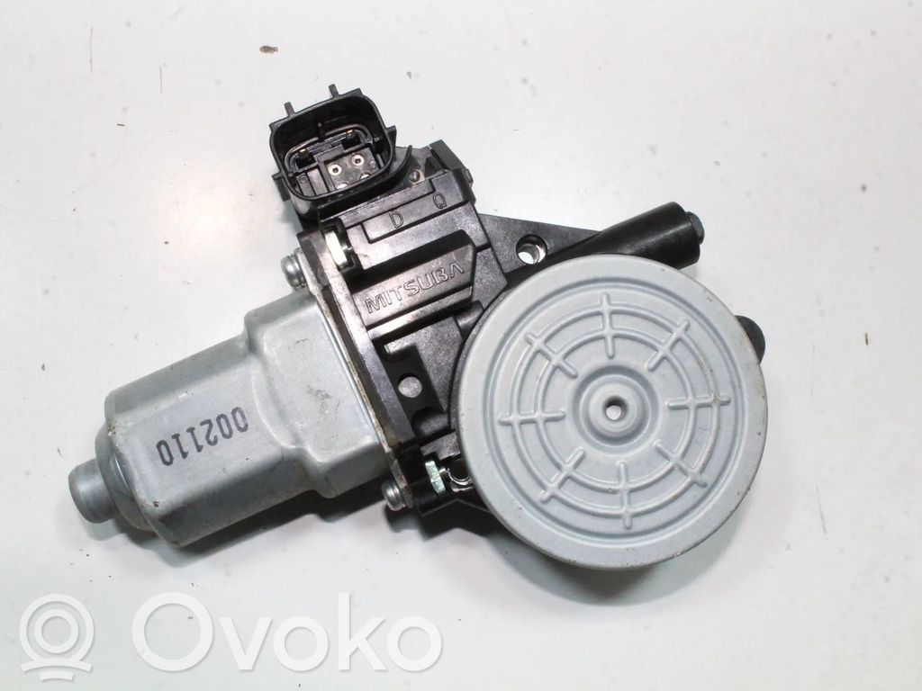 Nissan Leaf II (ZE1) Silnik regulatora szyby drzwi przednich 