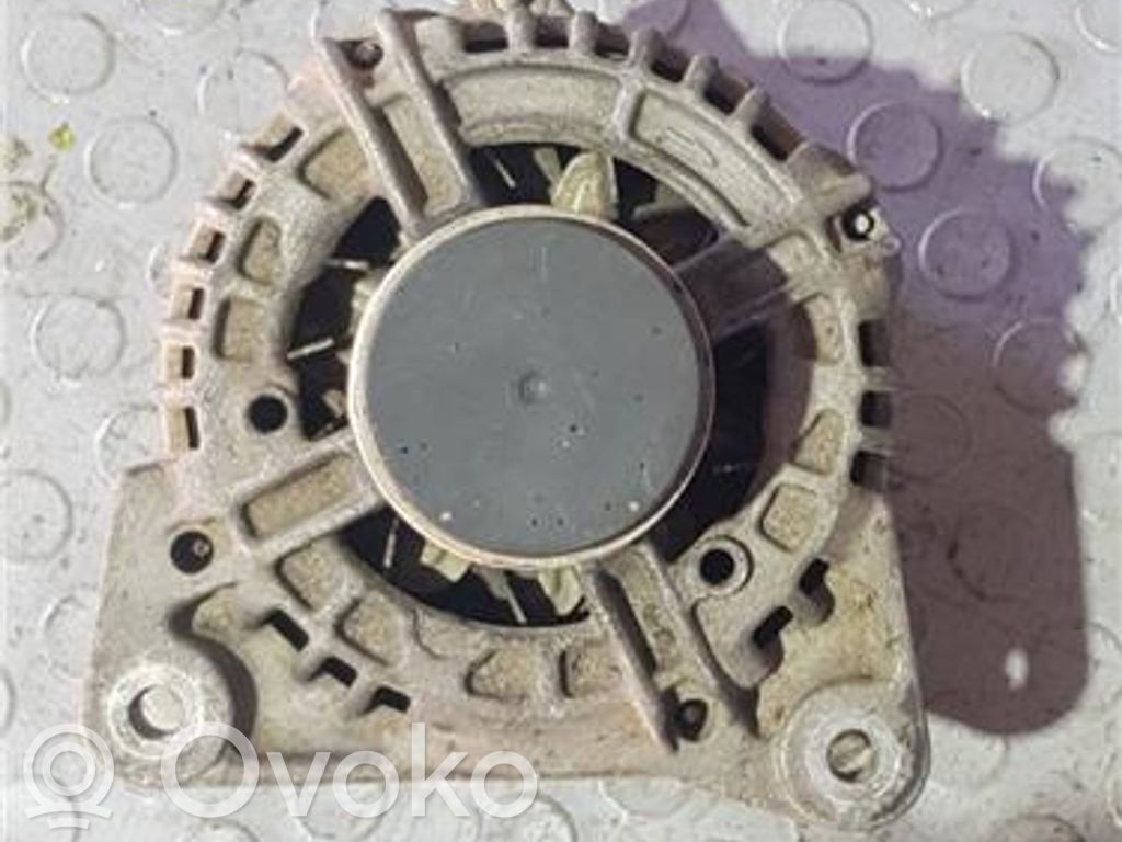 Renault Clio III Generator/alternator 