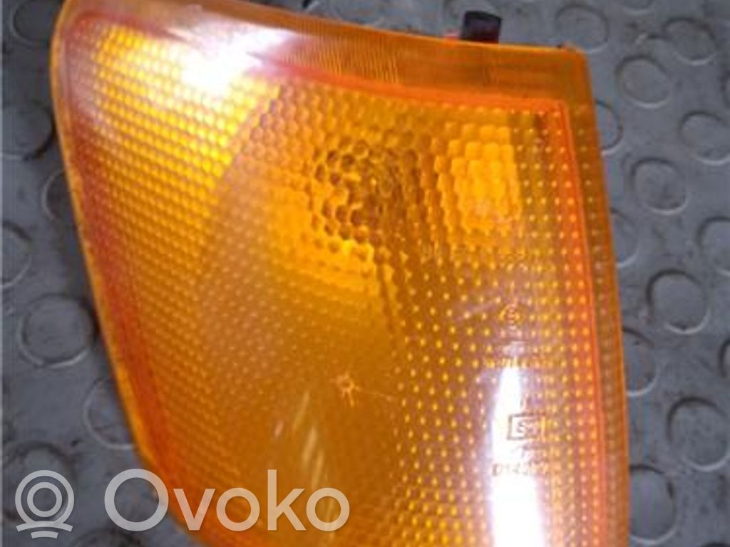 Front indicator light   89FG13368AA