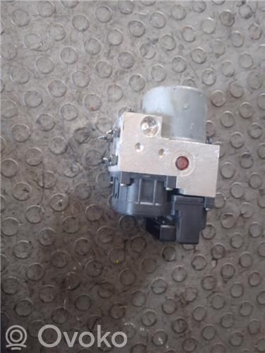 Nissan Almera N16 ABS control unit/module 