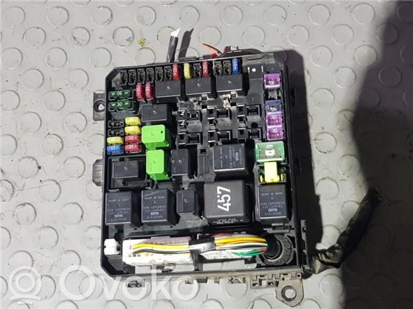Mitsubishi Lancer Módulo de fusible 