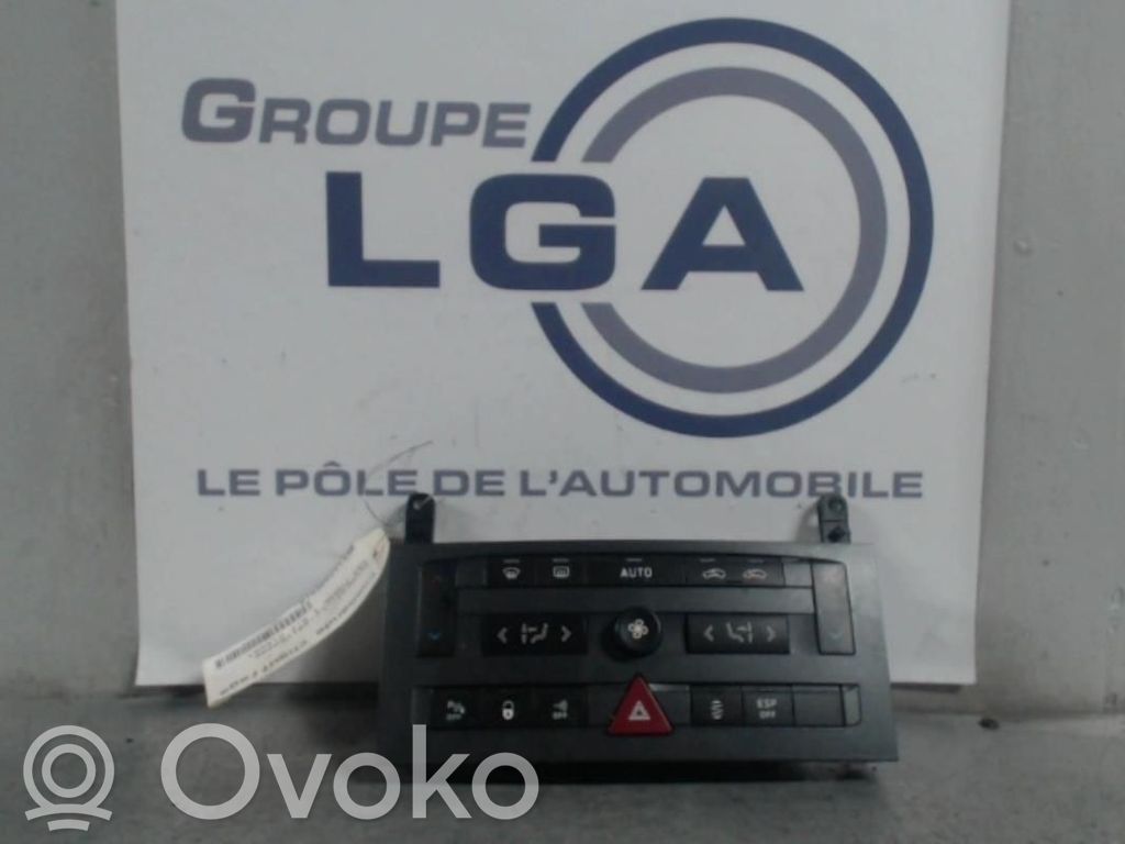 Peugeot 407 Climate control unit 