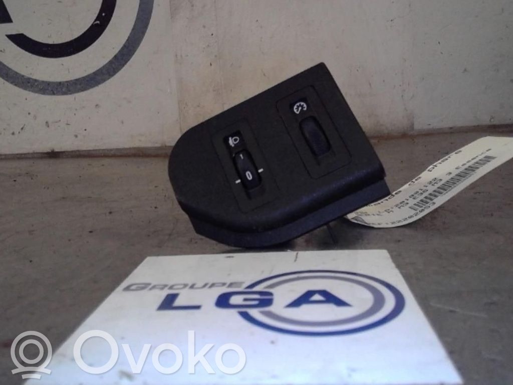 Interruptor de luz   61318360883