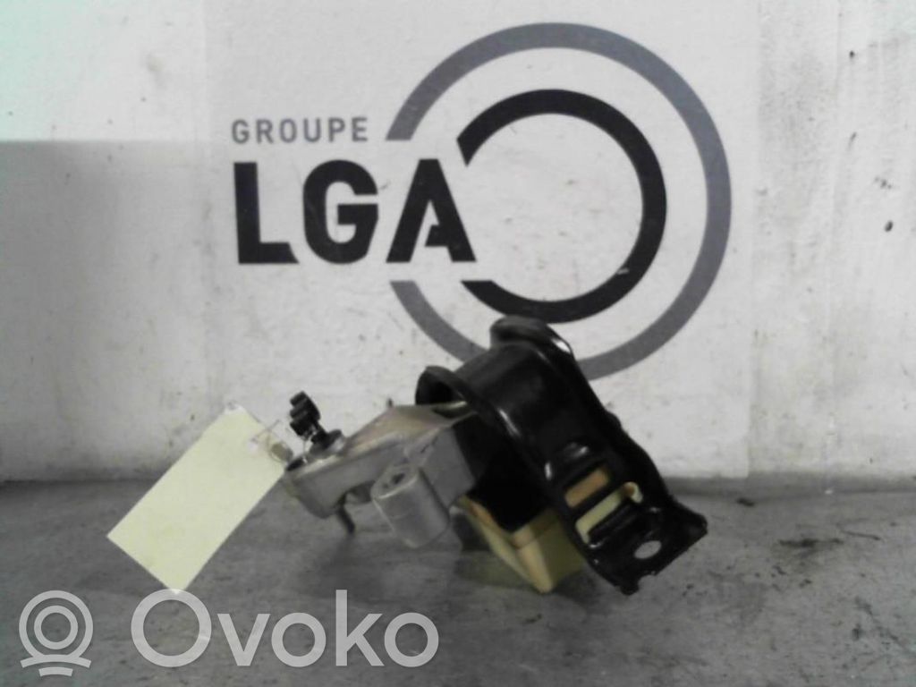 Renault Captur Engine mount bracket 