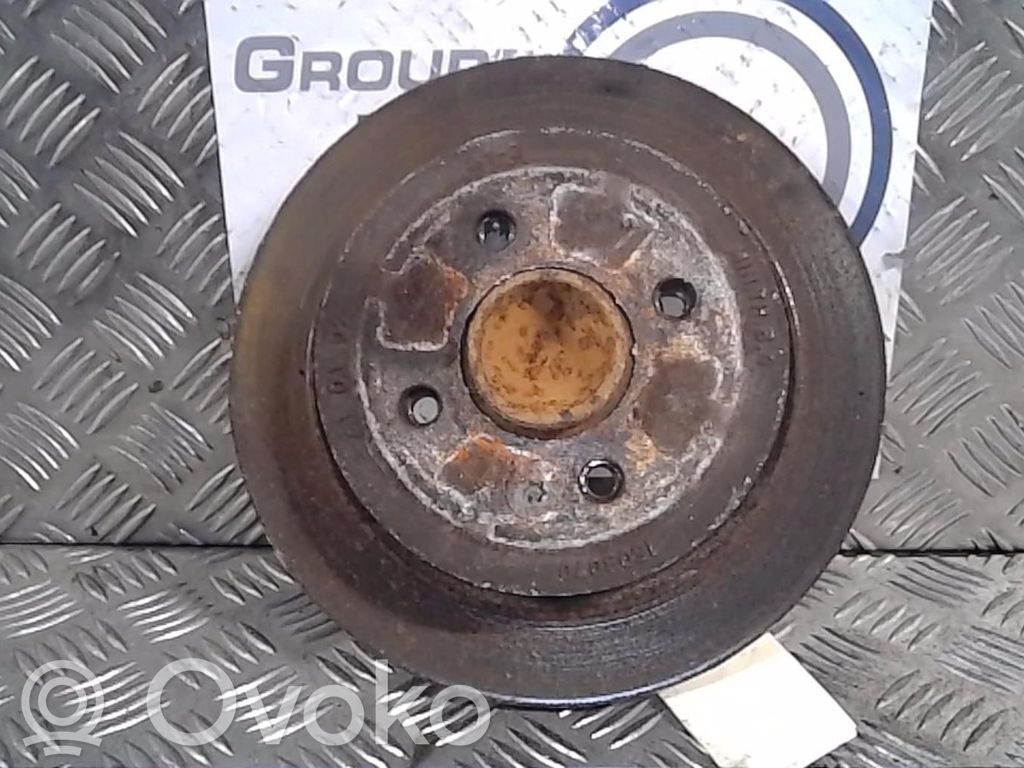Cubo de rueda trasera   33416756830