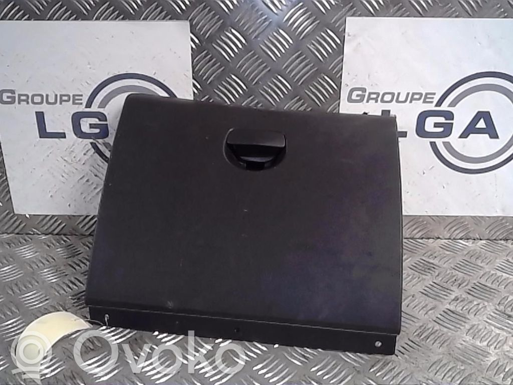 Dacia Sandero Juego guantera 