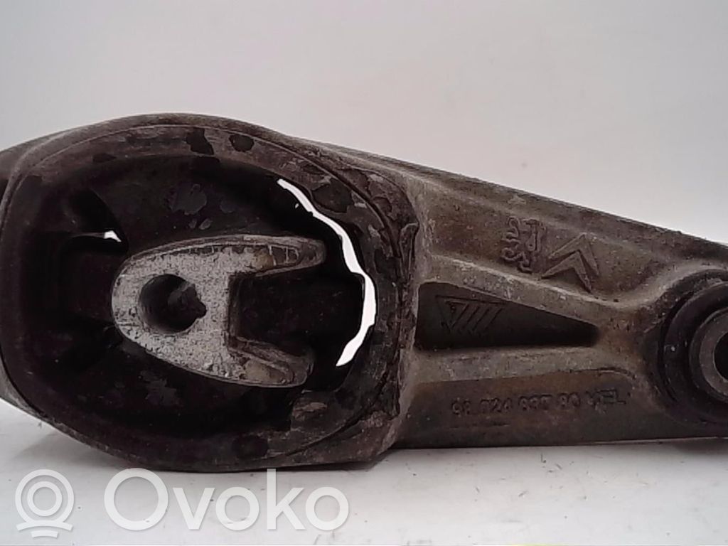 DS Automobiles 3 Engine mount bracket 