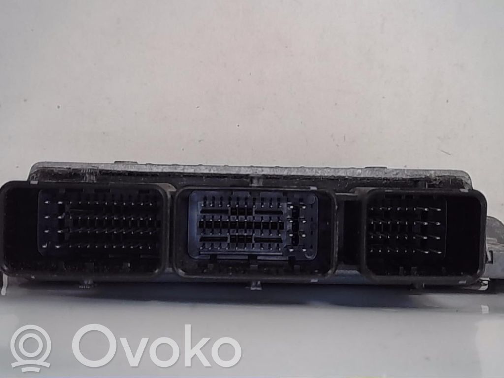 Nissan Qashqai Engine control unit/module 