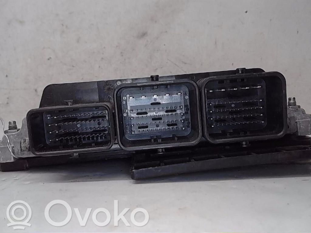 Citroen C4 II Picasso Engine control unit/module 