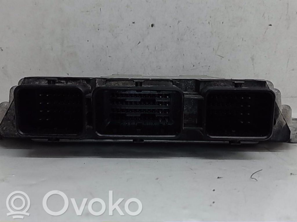 Peugeot 206 Engine control unit/module 