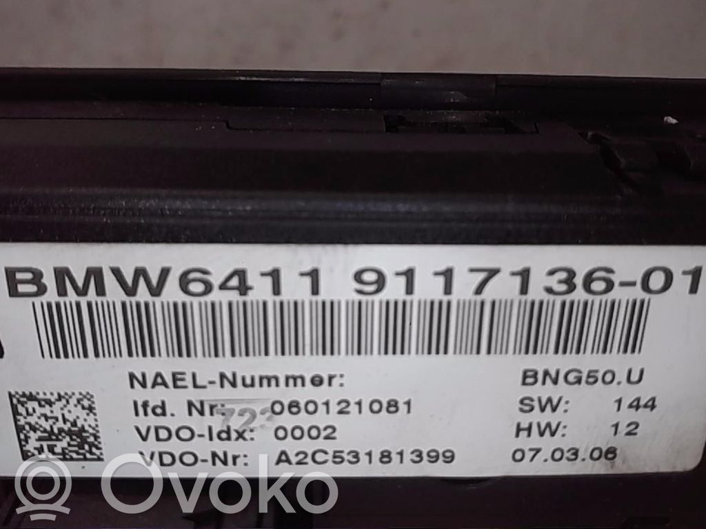 BMW 1 E81 E87 Climate control unit 