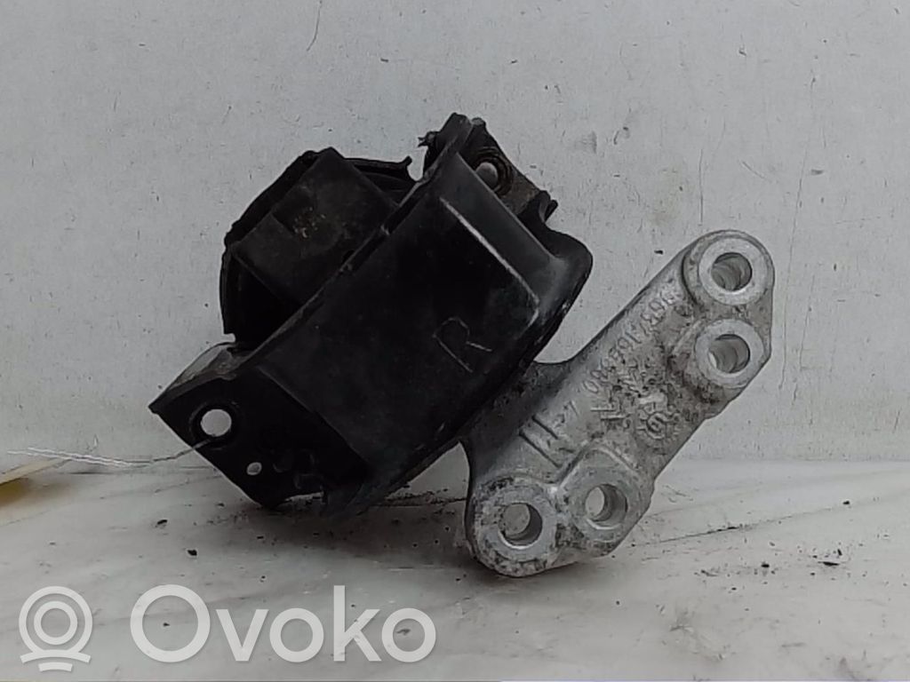 Citroen DS3 Engine mount bracket 