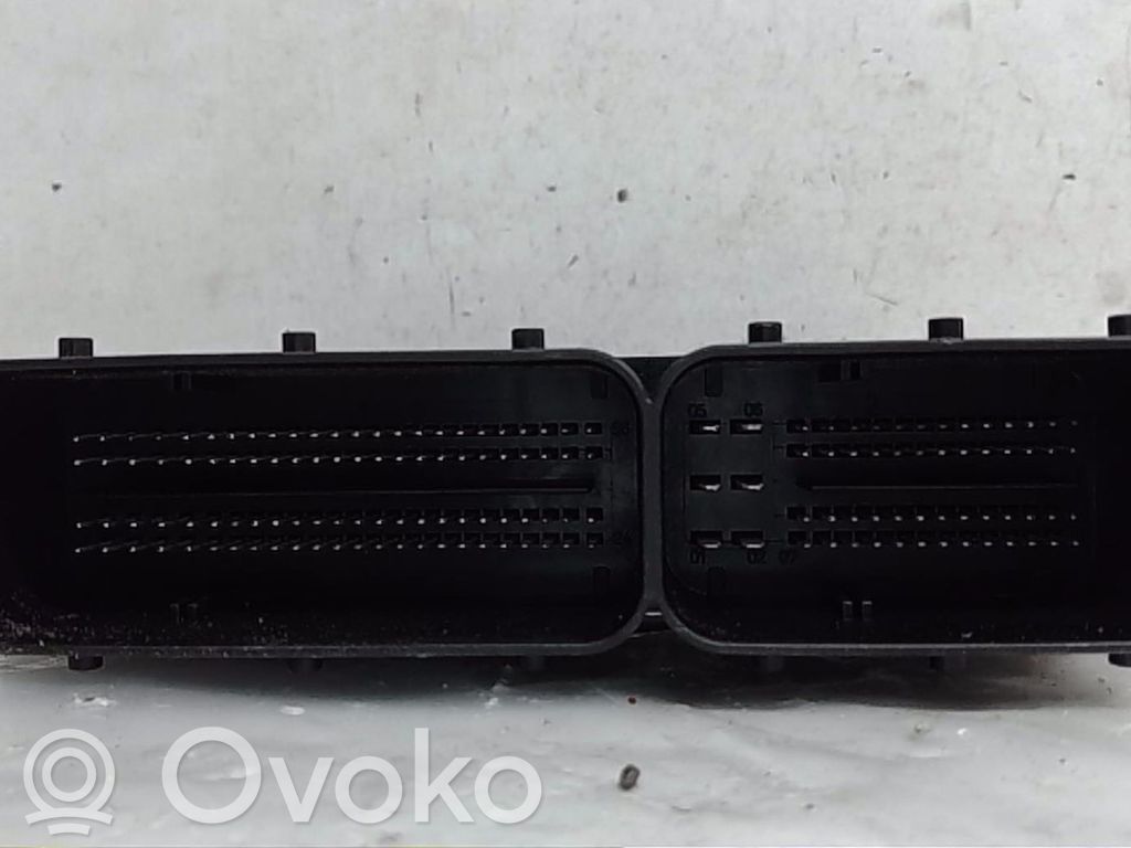 BMW 1 F20 F21 Engine control unit/module 