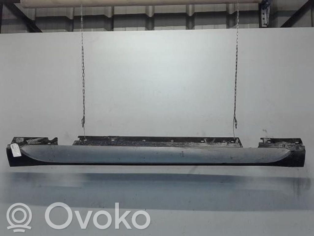 BMW X1 E84 Sill 