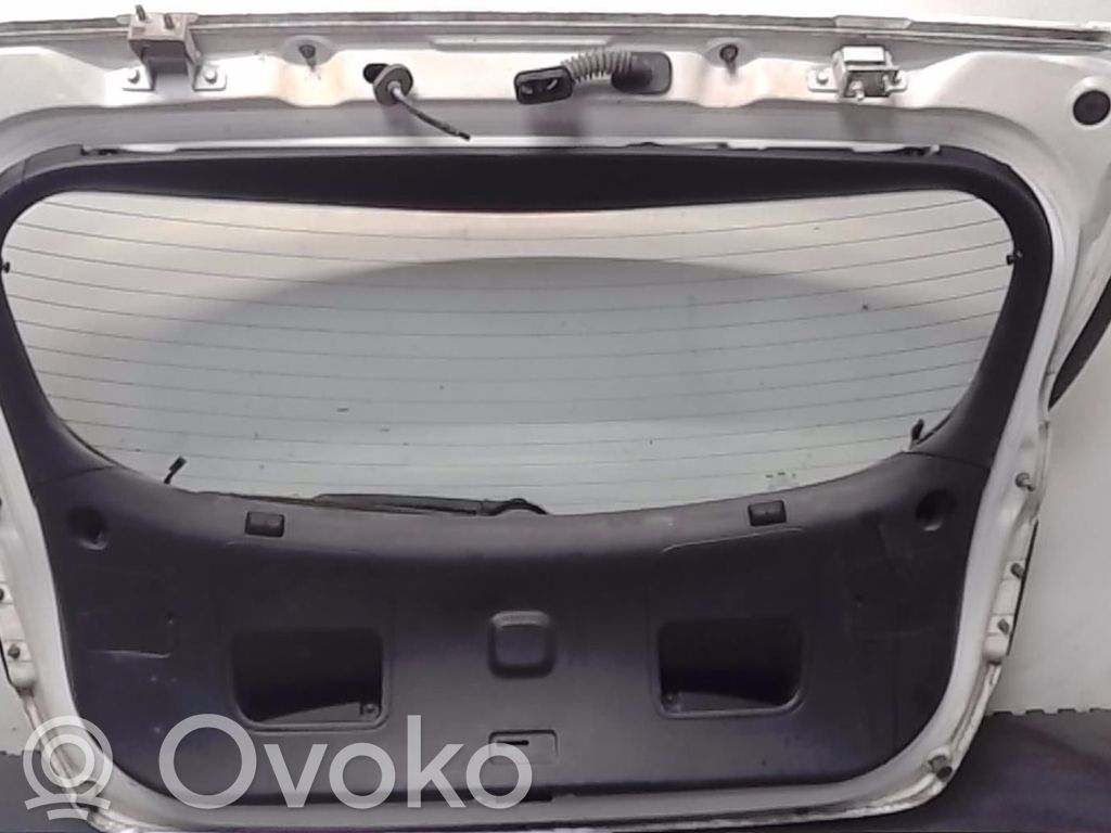 Hyundai i30 Puerta del maletero/compartimento de carga 