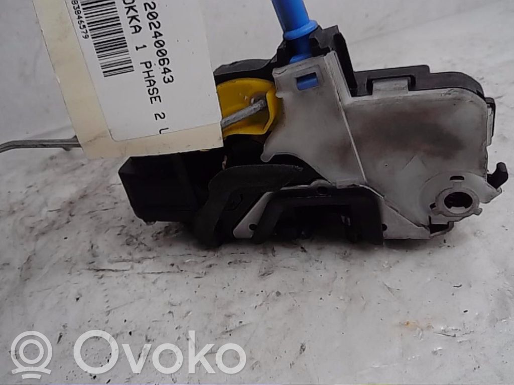 Opel Mokka X Front door lock 
