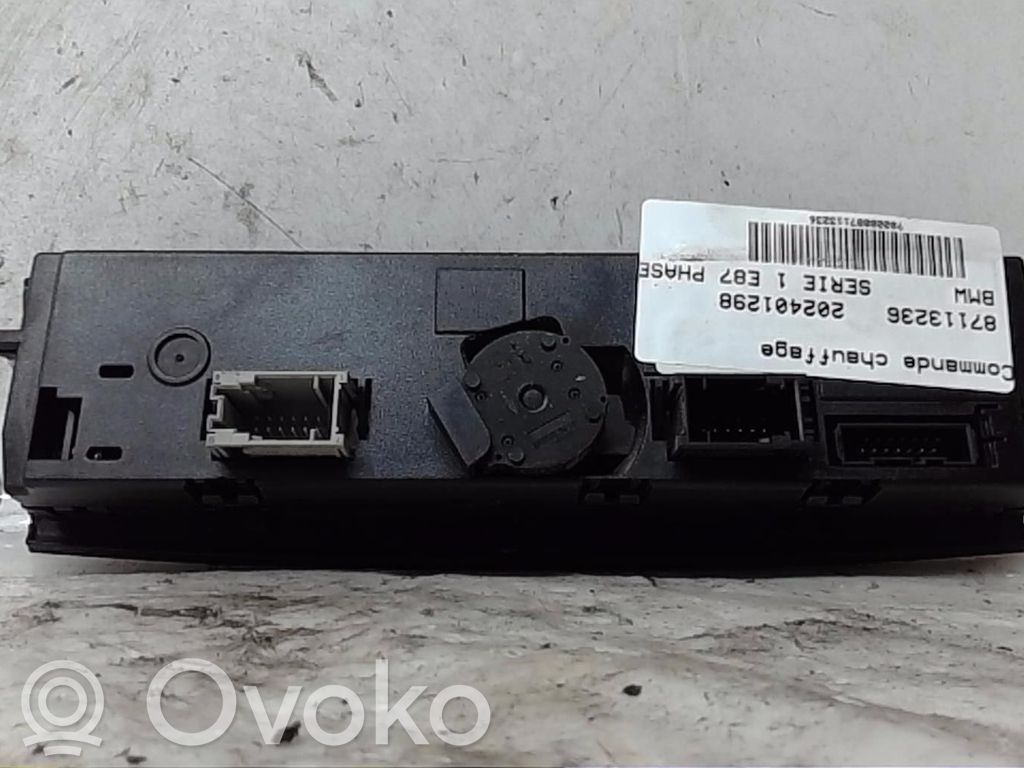 BMW 1 E81 E87 Climate control unit 