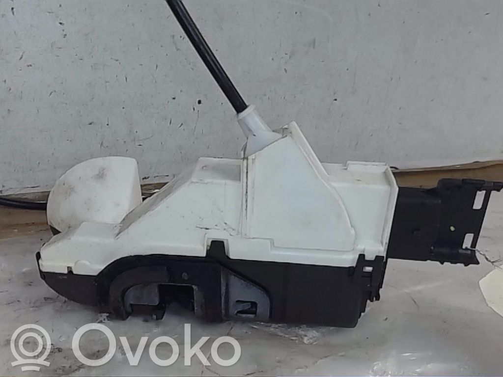 Citroen C5 Priekšpusē slēdzene 