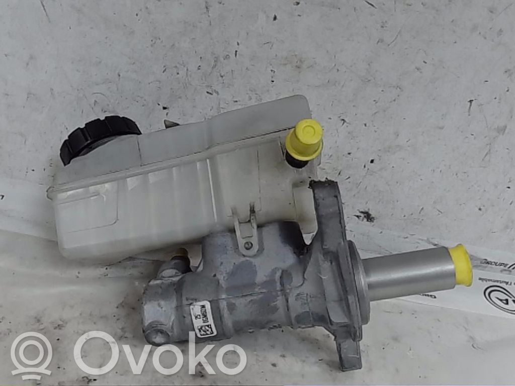 Dacia Duster Pääjarrusylinteri 