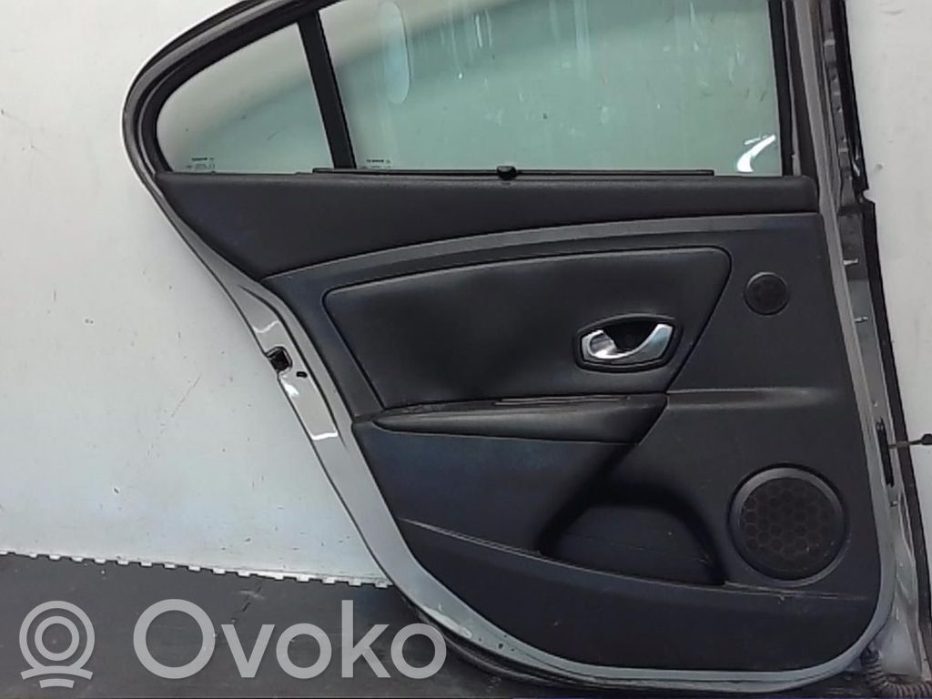 Renault Fluence Puerta trasera 