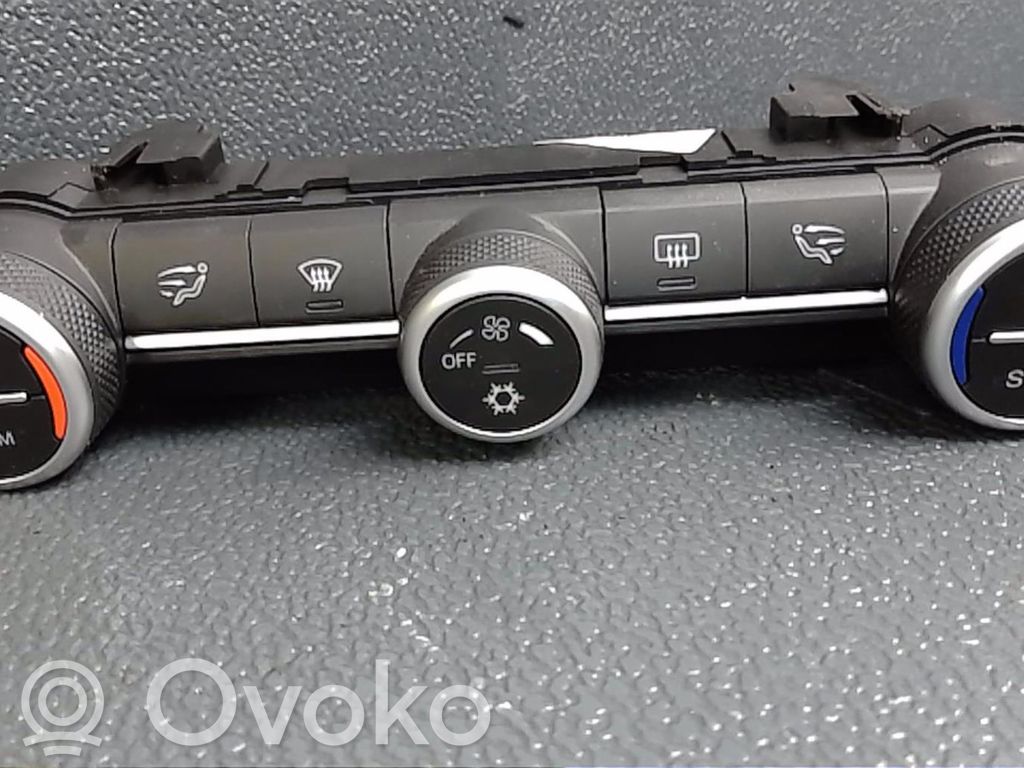 Alfa Romeo Stelvio Unidad de control climatización 