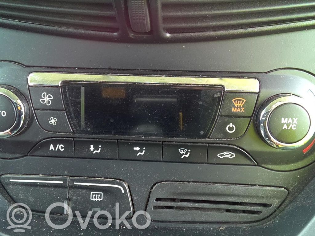 Ford C-MAX II Climate control unit 