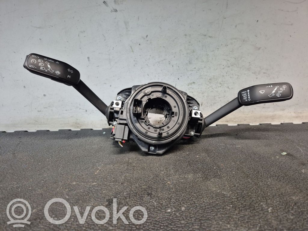 Skoda Fabia Mk4 (6VA) Commodo, commande essuie-glace/phare 
