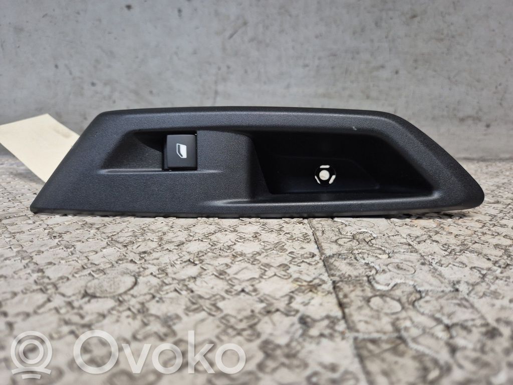 Peugeot 408 P54 Przyciski szyb 