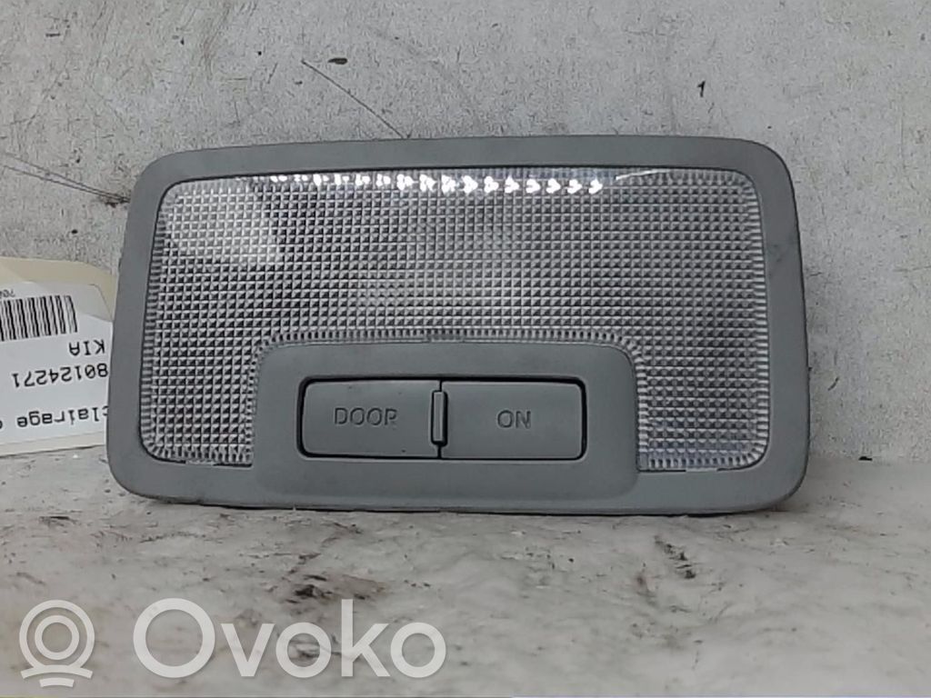 KIA Sorento Etuistuimen valo 