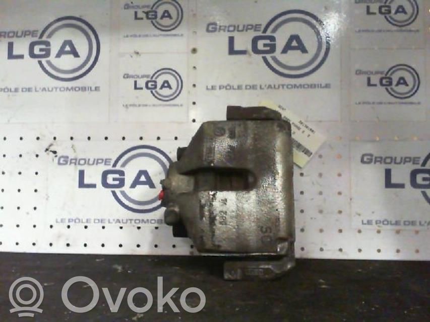 Seat Leon (1P) Pinza del freno anteriore 