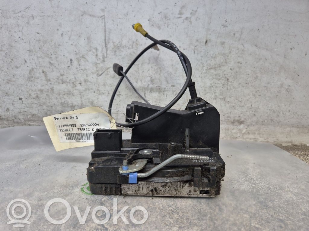 Renault Trafic II (X83) Zamek drzwi przednich 
