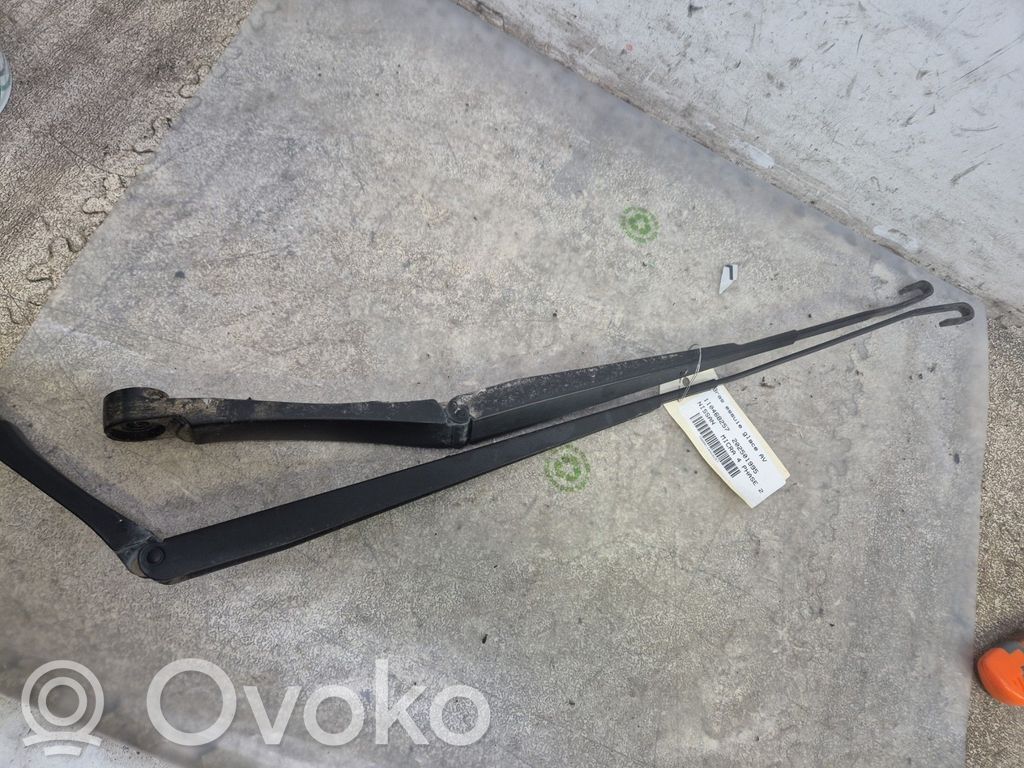 Nissan Micra Braccio della spazzola tergicristallo anteriore