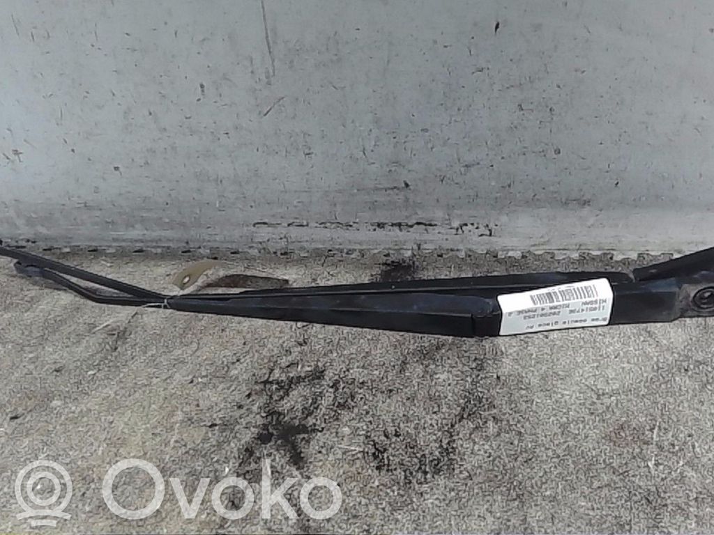 Nissan Micra Braccio della spazzola tergicristallo anteriore