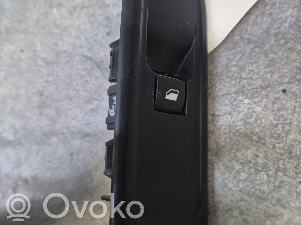 Electric window control switch   00006490CH
