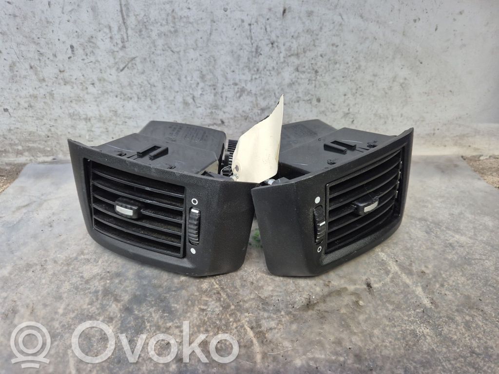Peugeot Boxer Rejilla de ventilación central del panel 