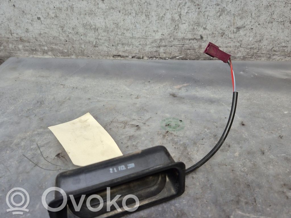BMW 5 E60 E61 Tailgate opening switch 