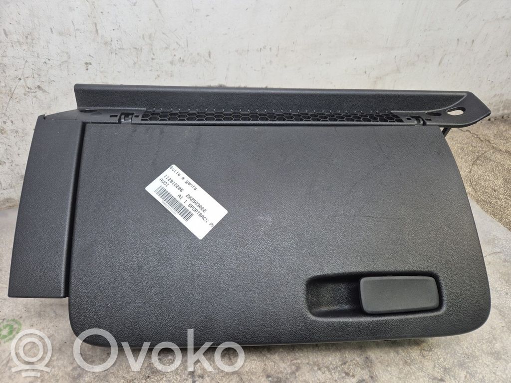 Audi A1 Juego guantera 