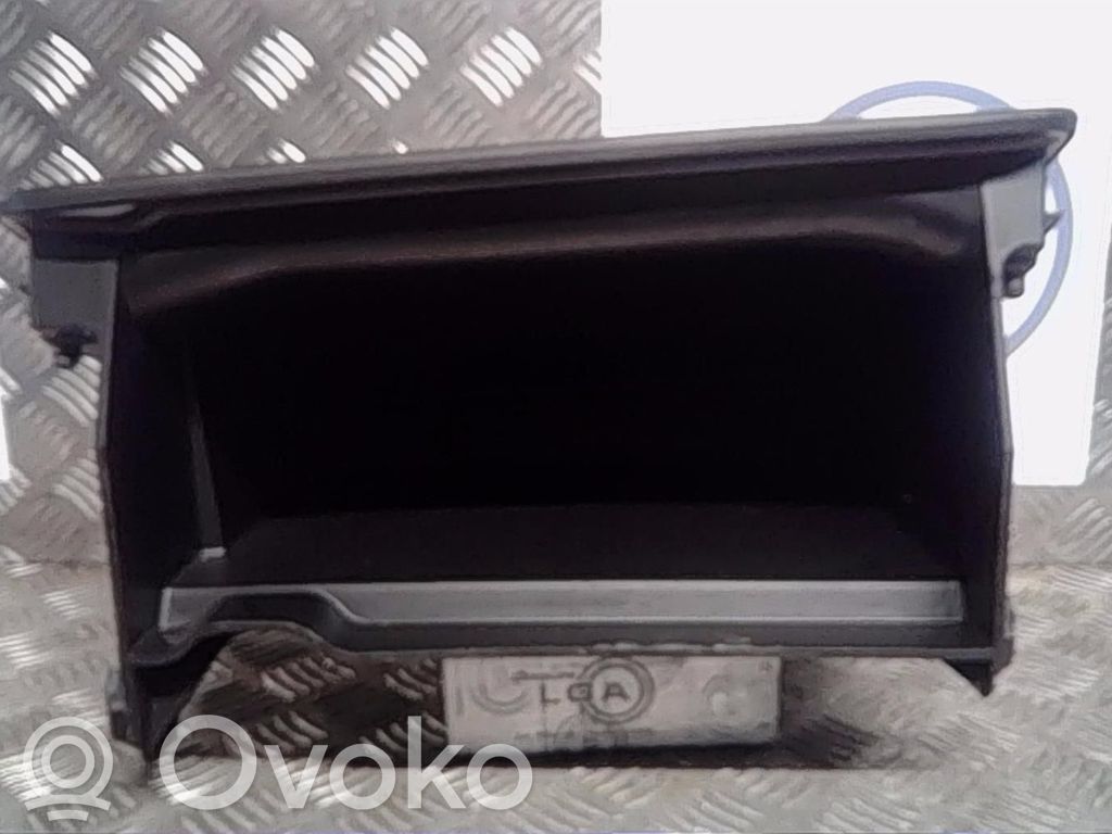 Suzuki Vitara (LY) Juego guantera 